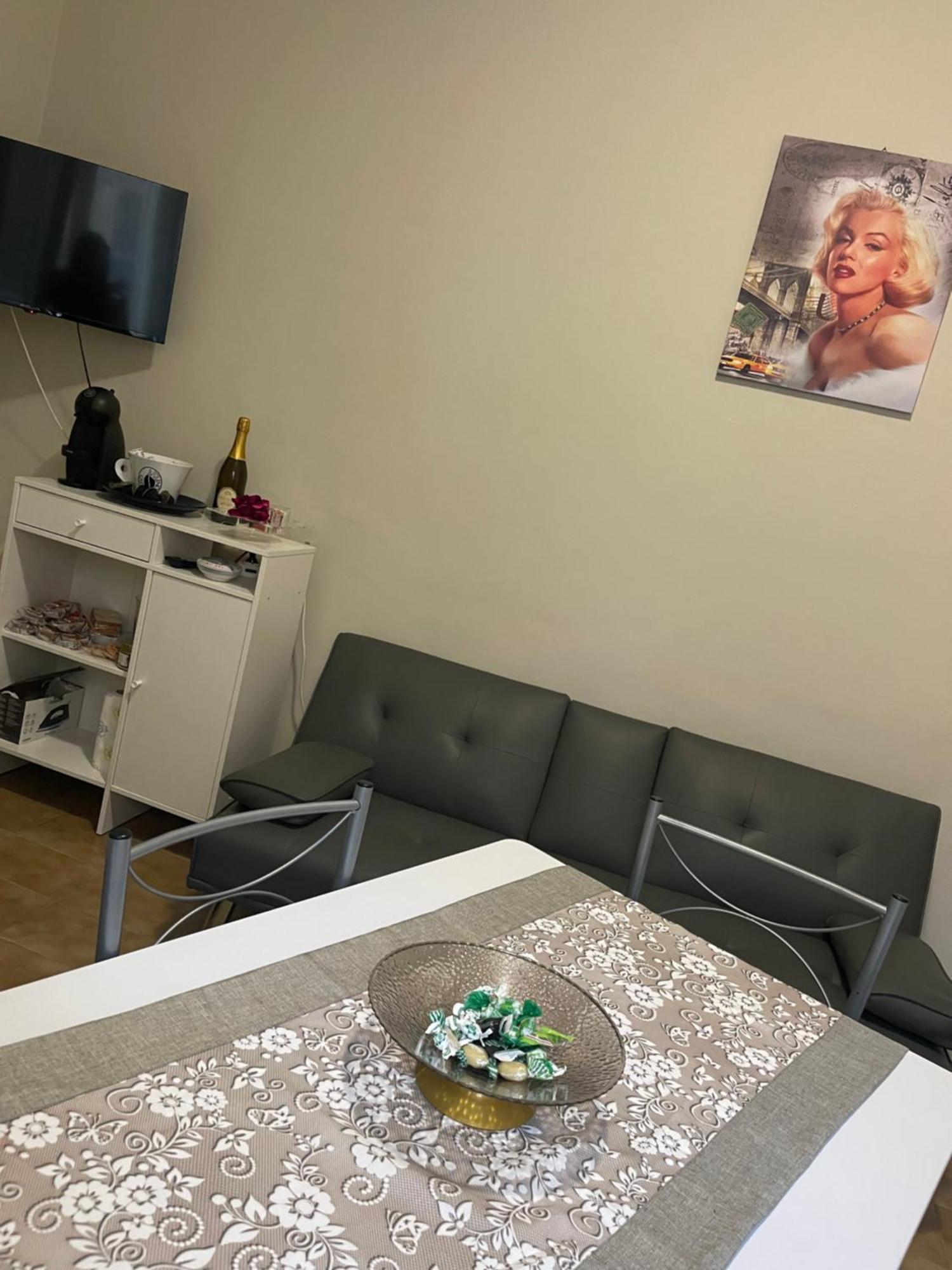 Holiday House Katania Zewnętrze zdjęcie